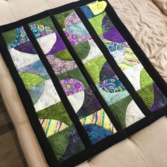 NWT Hand Crafted Quilted Geometric Runner/Hanging - Picture 5 of 11